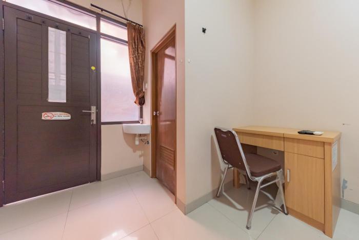 reddoorz syariah near exit toll subang