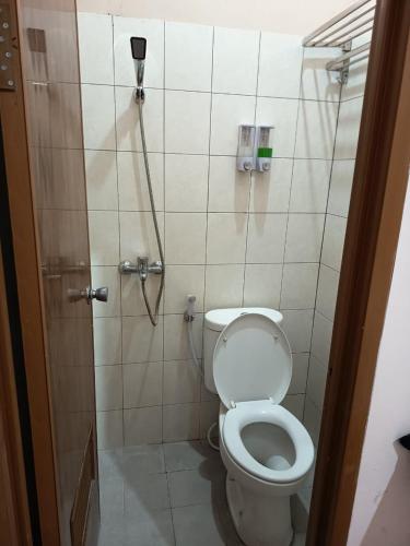 reddoorz syariah near exit toll subang