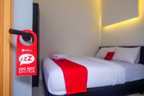 reddoorz near ambarrukmo area