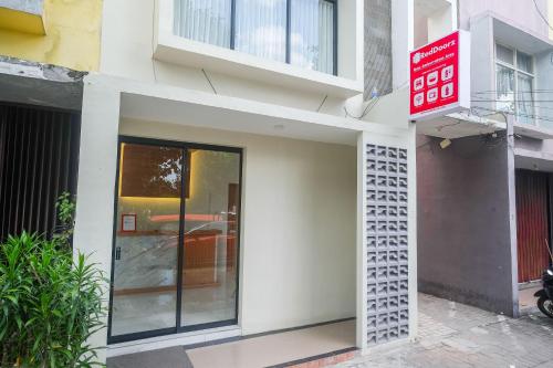 reddoorz near ambarrukmo area