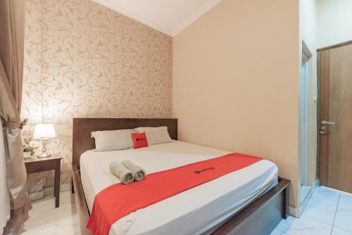 reddoorz hotel arwana tugu puncak