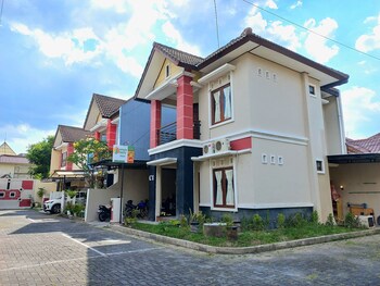 Homestay Jogja Simply Homy Ambarukmo 3,,3 star