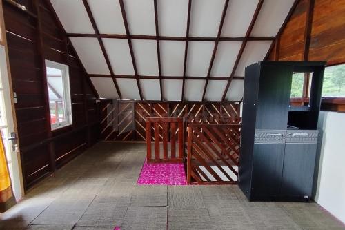 as resto cafe and hotel mitra reddoorz