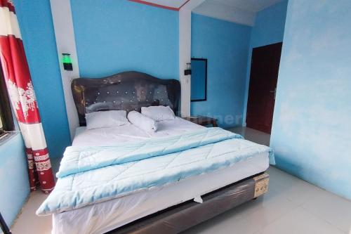 As Resto Cafe & Hotel Mitra Reddoorz,,3 star