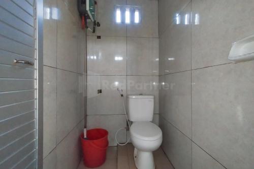 as resto cafe and hotel mitra reddoorz