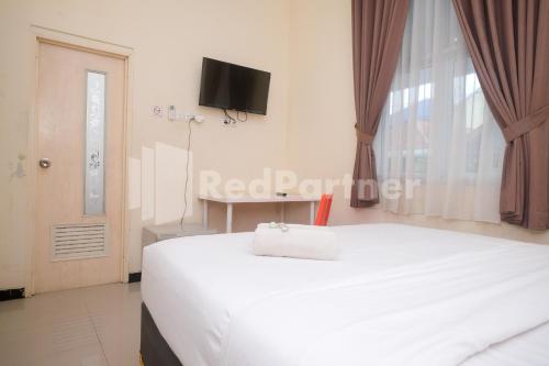 griya loka 2 syariah near simpang lima mitra reddoorz