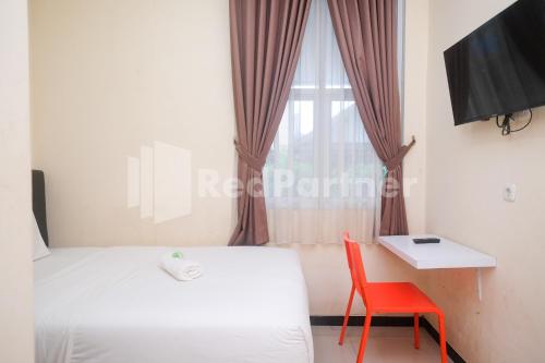 griya loka 2 syariah near simpang lima mitra reddoorz