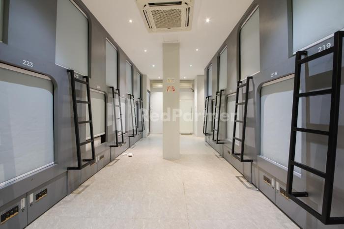 ketje luxury capsule mitra reddoorz
