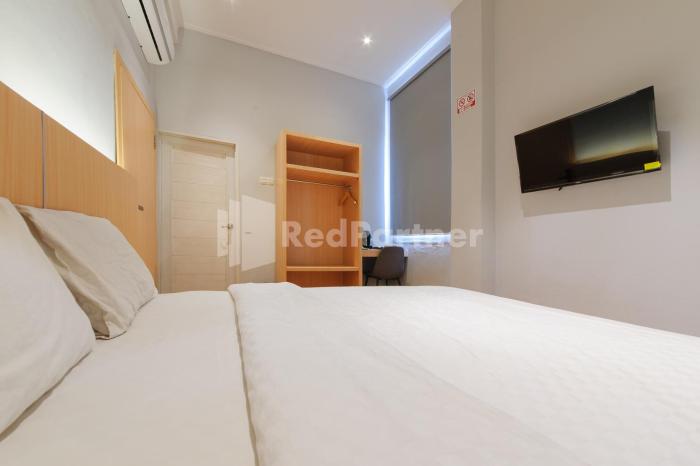 ketje luxury capsule mitra reddoorz