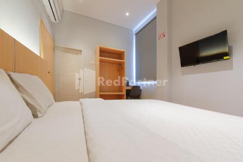 ketje luxury capsule mitra reddoorz