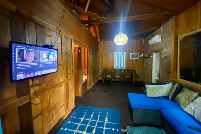 lembah mbalong resort mitra reddoorz near exit tol singosari
