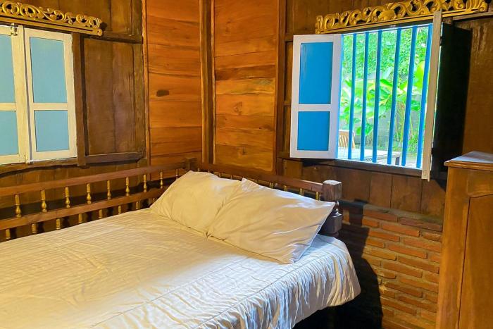 lembah mbalong resort mitra reddoorz near exit tol singosari