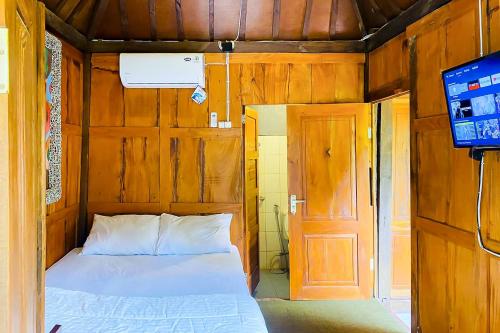 Lembah Mbalong Resort Mitra Reddoorz Near Exit Tol Singosari,,3 star