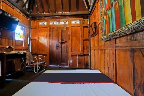 Lembah Mbalong Resort Mitra Reddoorz Near Exit Tol Singosari,,3 star