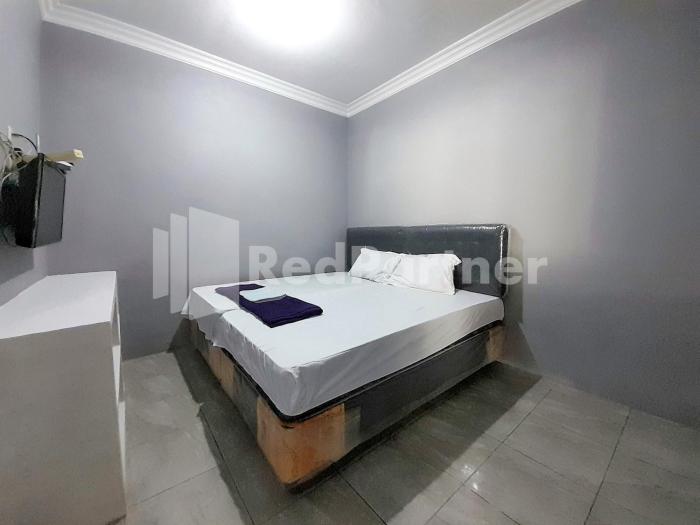 lh101 guest house syariah near makam sunan bonang redpartner