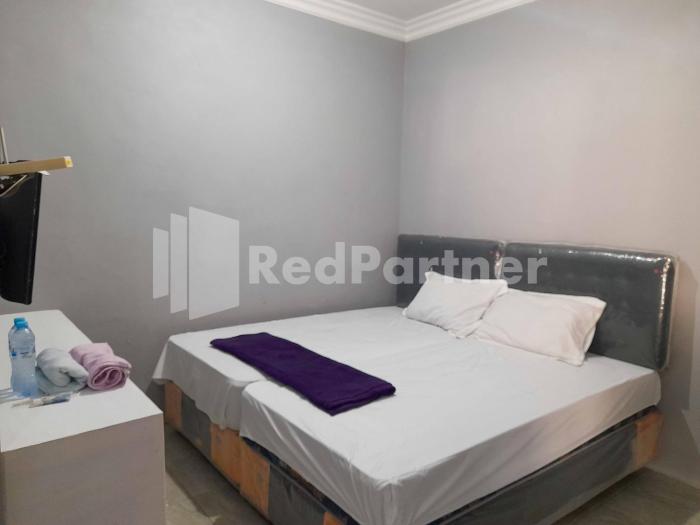 lh101 guest house syariah near makam sunan bonang redpartner