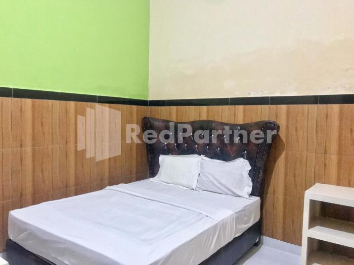 lh101 guest house syariah near makam sunan bonang redpartner