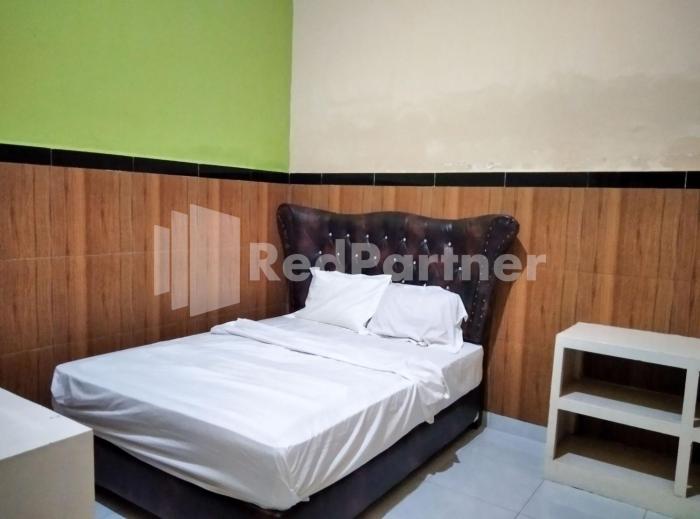 lh101 guest house syariah near makam sunan bonang redpartner