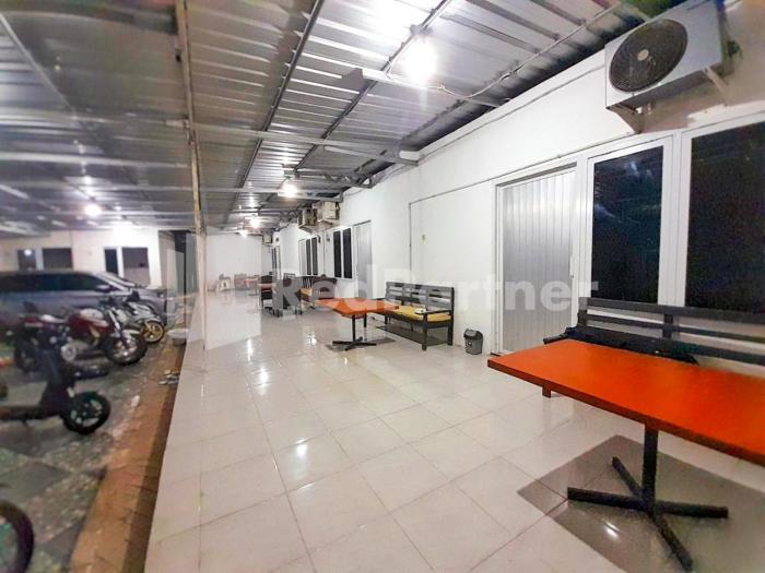 lh101 guest house syariah near makam sunan bonang redpartner