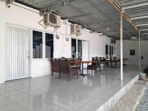 lh101 guest house syariah near makam sunan bonang redpartner