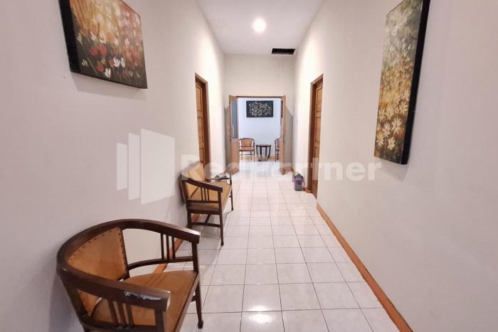 nirvana inn seturan mitra reddoorz