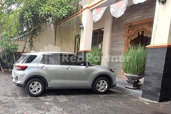 nirvana inn seturan mitra reddoorz