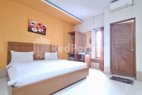 nirvana inn seturan mitra reddoorz