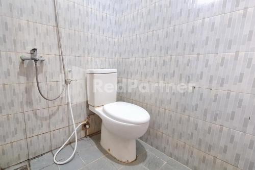 nirvana inn seturan mitra reddoorz