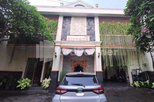 nirvana inn seturan mitra reddoorz