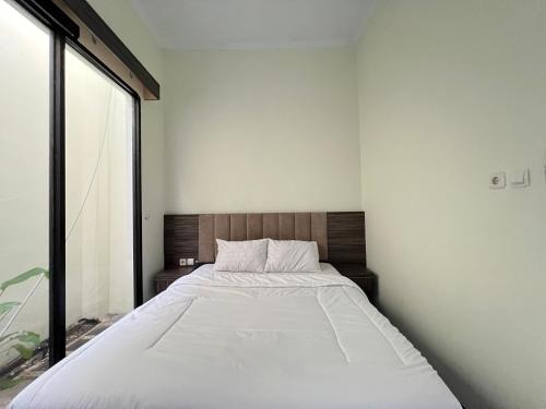nofrah house syariah mitra reddoorz