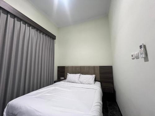nofrah house syariah mitra reddoorz