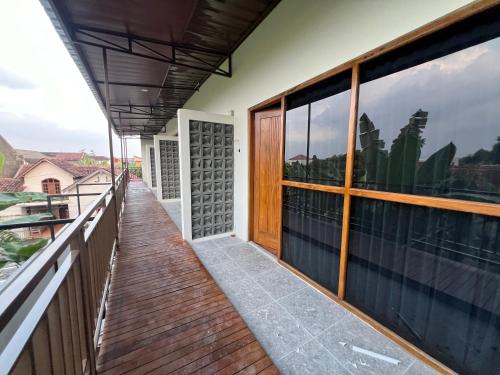 Nofrah House Syariah Mitra Reddoorz,,2 star