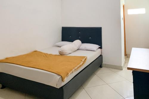 penginapan losmen ayu pamanukan redpartner