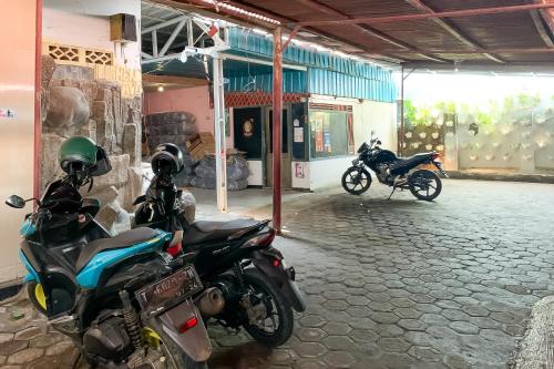 penginapan losmen ayu pamanukan redpartner