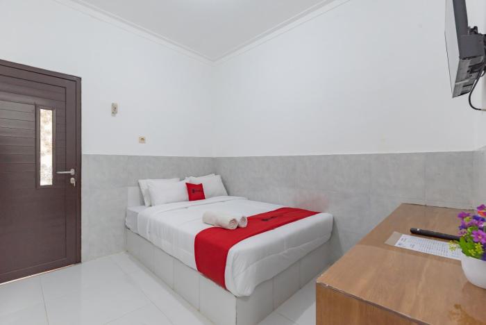 reddoorz kedawung aurel cirebon