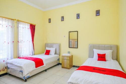 reddoorz jestro guest house batu