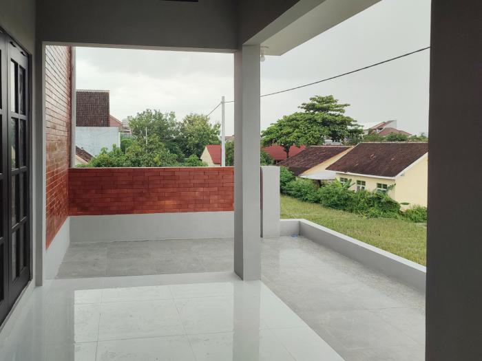 reddoorz near graha saba buana 2