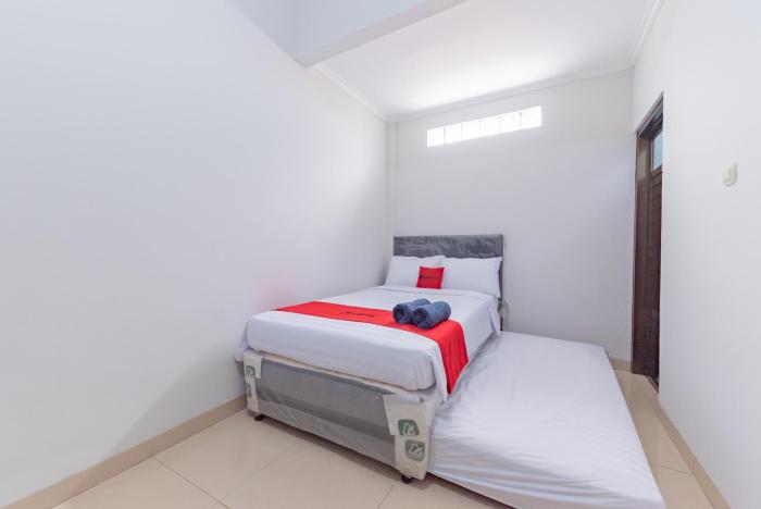reddoorz near kiara artha park
