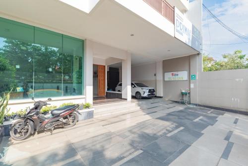 reddoorz near kiara artha park