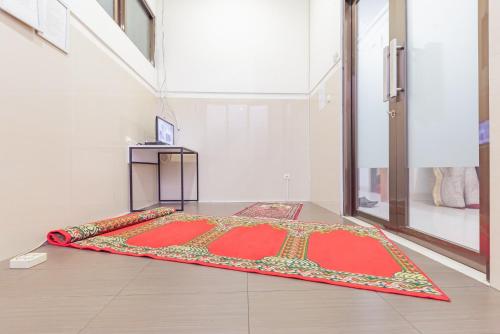 reddoorz near kiara artha park