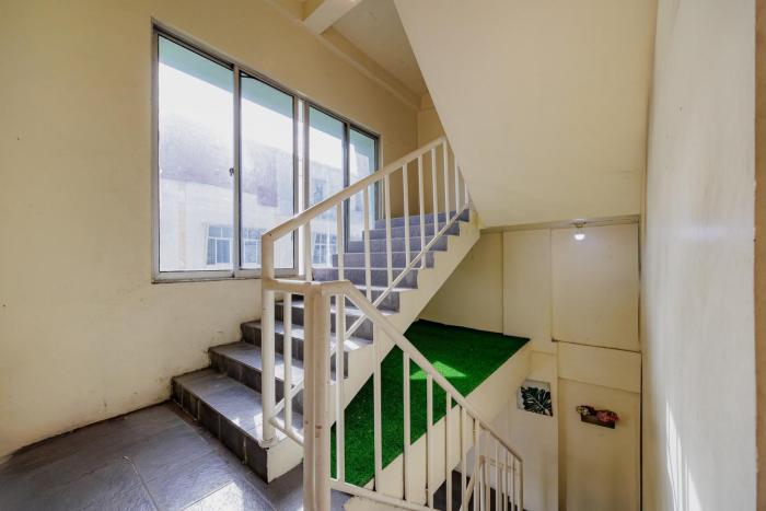 reddoorz near soekarno hatta airport 3