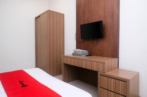 reddoorz near stasiun solo balapan 3