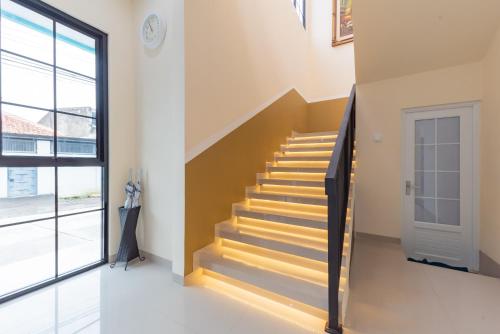 reddoorz plus la asiana guest house