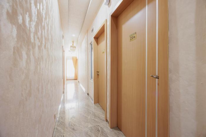 reddoorz plus syariah tiban centre batam