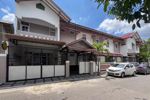 reddoorz syariah jl candi kalasan