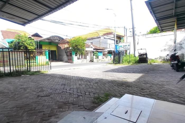 reddoorz syariah near rs siti khodijah sepanjang