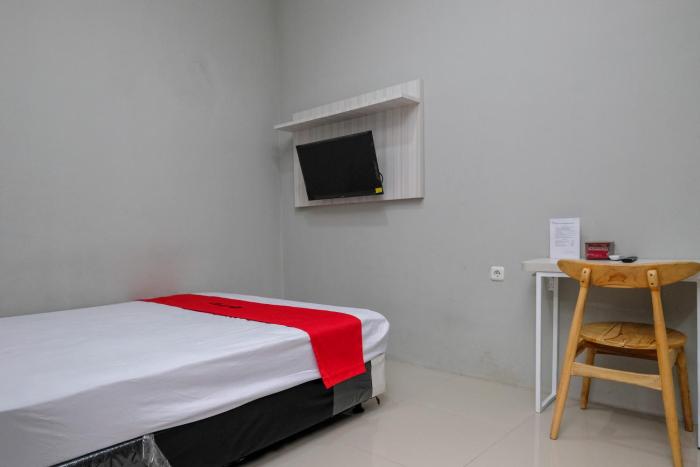reddoorz syariah near rumah sakit soewandhie