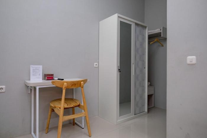 reddoorz syariah near rumah sakit soewandhie