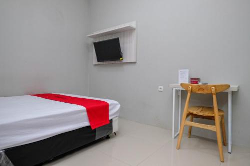 reddoorz syariah near rumah sakit soewandhie