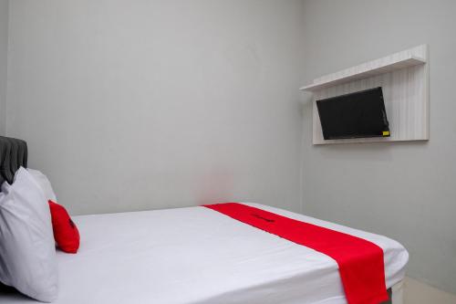 reddoorz syariah near rumah sakit soewandhie